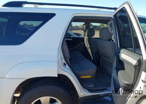 2009 Toyota 4Runner Sr5 V6 z USA, uszkodzony, nr VIN JTEBU14R69K036655